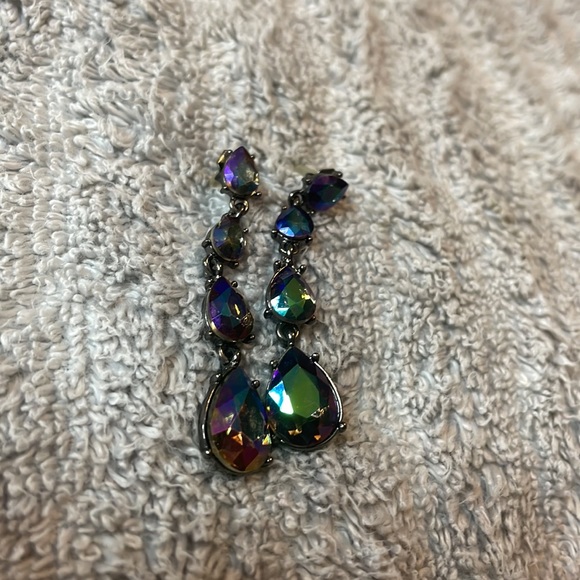 Iridescent earrings 💜 - Picture 3 of 3